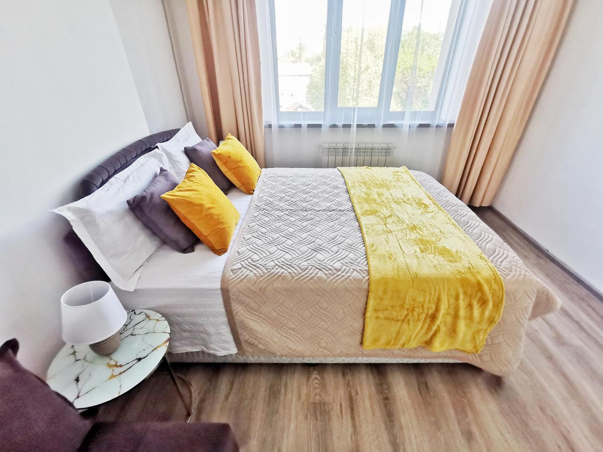 Appartments " Zhetysu-4" Ałma Ata Zewnętrze zdjęcie