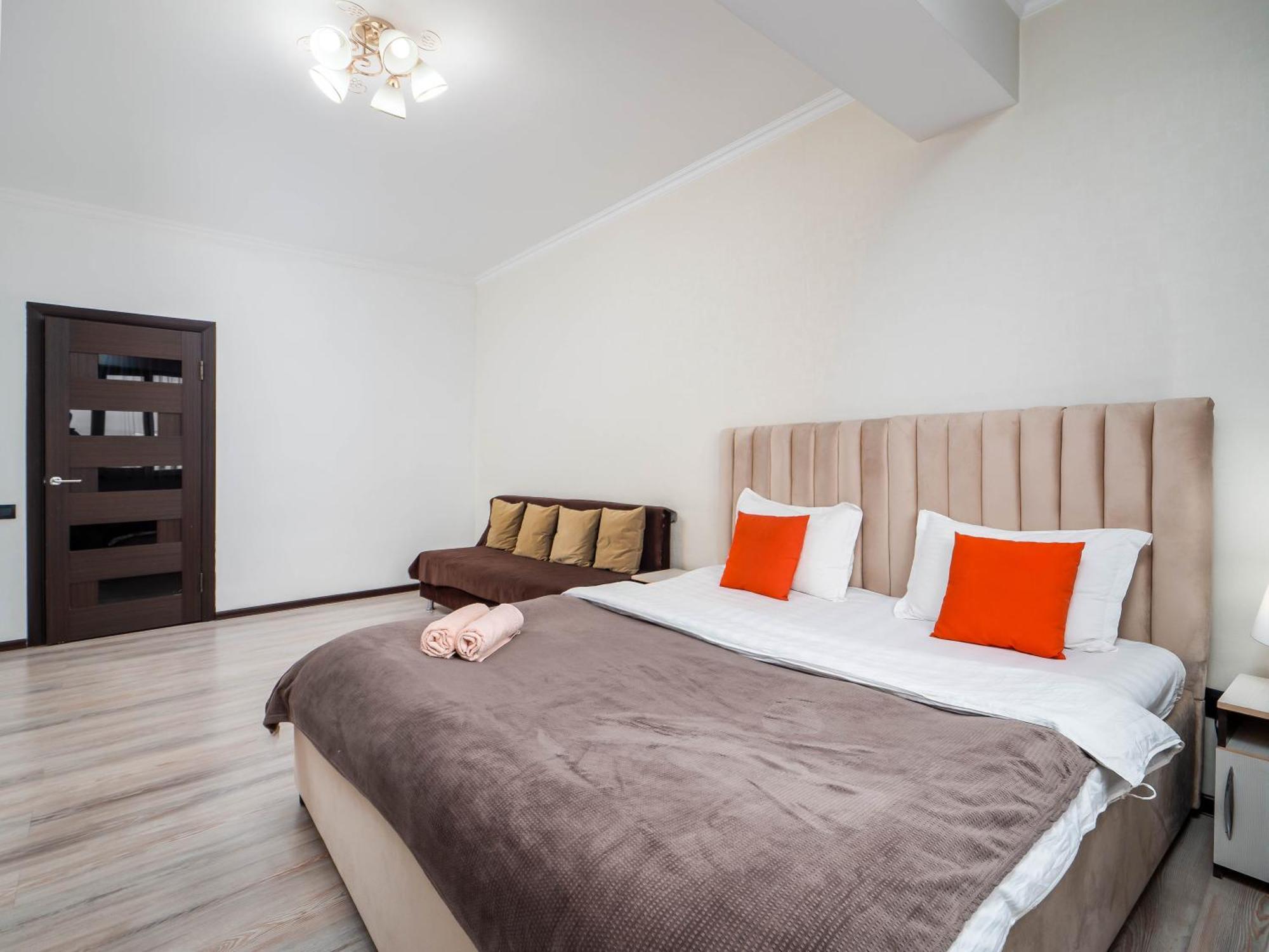 Appartments " Zhetysu-4" Ałma Ata Zewnętrze zdjęcie